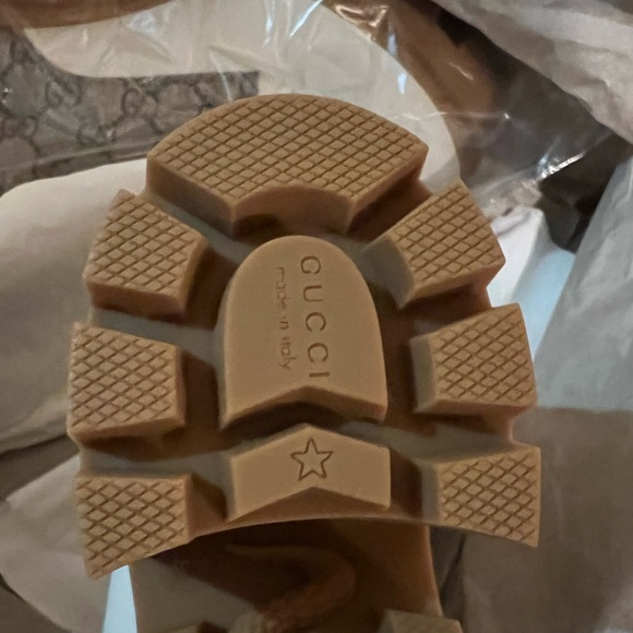 New GUCCI boots GG Supreme Monogram Nappa Quilted Lace Up Ankle Boots 39 White - Picture 7 of 8